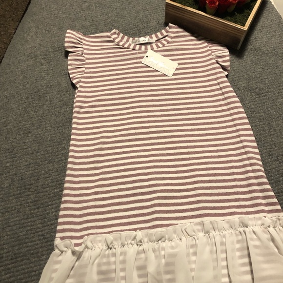 Beautiful Girls size 12 Tunic with flowy bottom mesh panel adornment - Picture 3 of 4